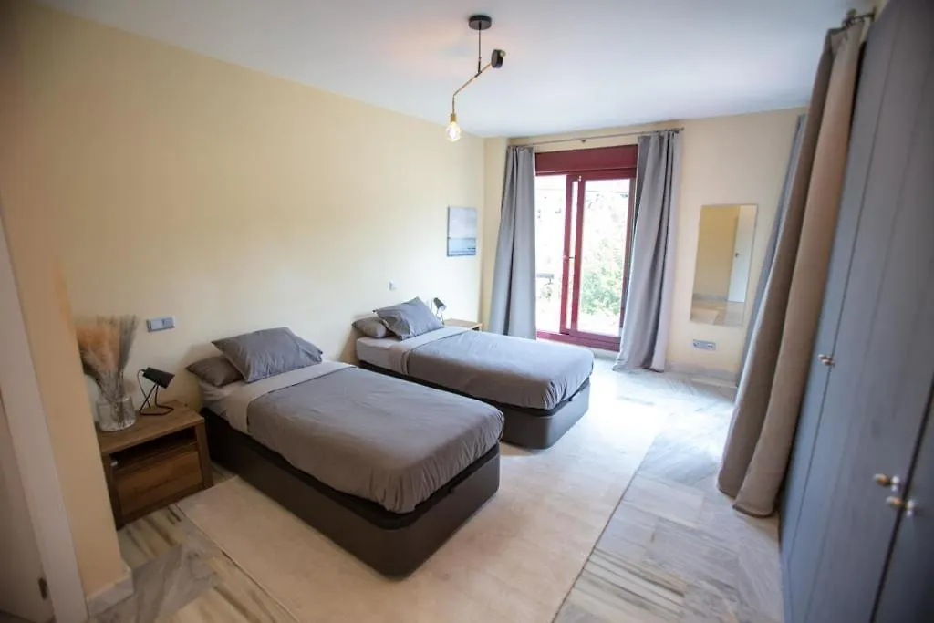 Private Pool Luxurious Villa In Benahavis Estepona