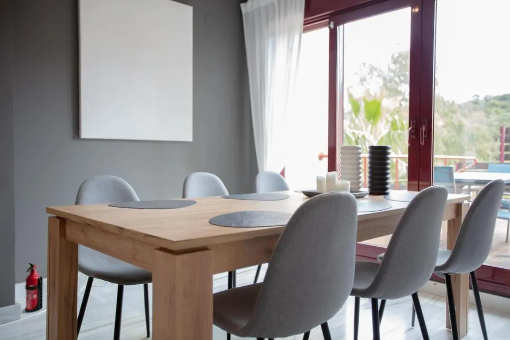 Private Pool Luxurious Villa In Benahavis Estepona